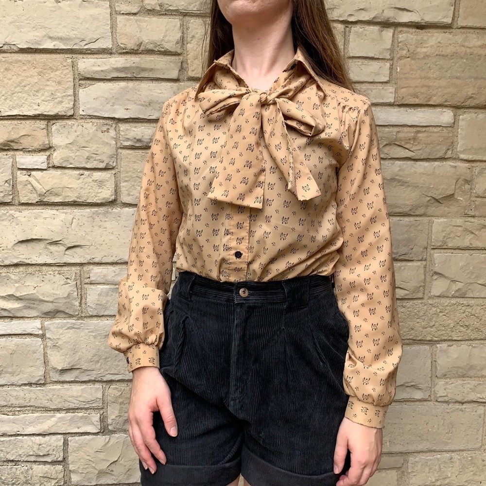 Vintage 1970s Jack Winter Bow Tie Button Up Blouse